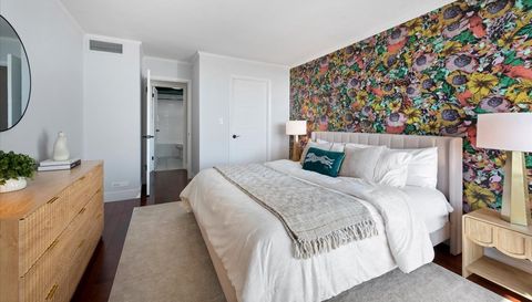 5855 N SHERIDAN Road