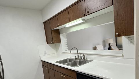 2701 Bellefontaine St Unit A23