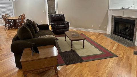 1533 Eads Bluff Rd NW