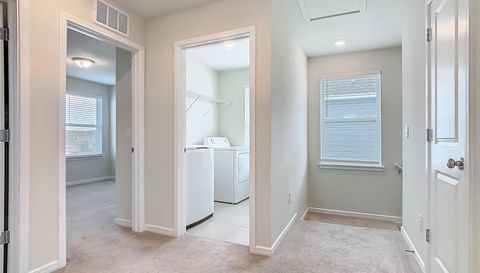 1823 Summer Serenity Dr