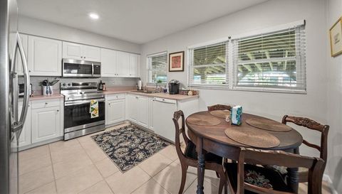 2100 S DAYTONA AVENUE