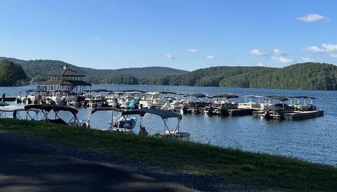 146 Pinebrook Dr