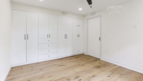 100 Edgewater Dr APT 142