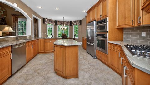 6643 Greenoak Dr