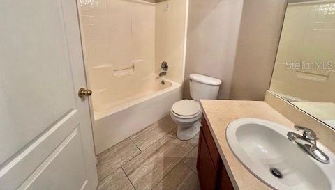 1003 Chisholm Estates