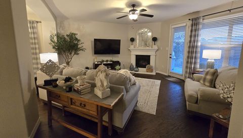 7812 Chief Spotted Tail Dr