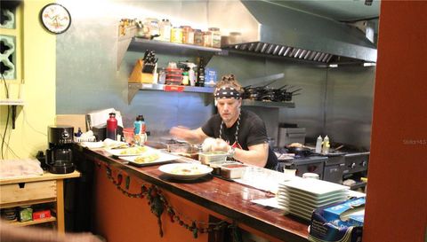 17 Calle Carlos Lebrun