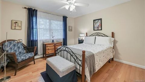 2 Whitman Pl
