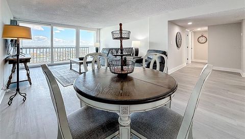 400 ISLAND WAY