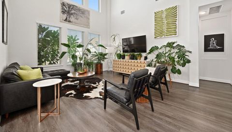 220 Birkshire DR