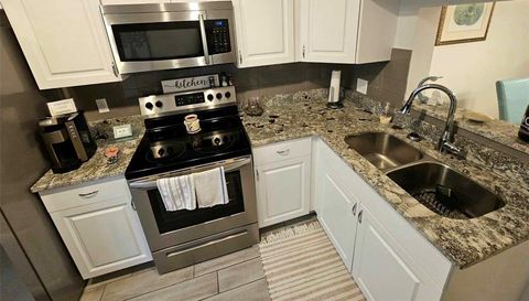 1370 Heather Ridge