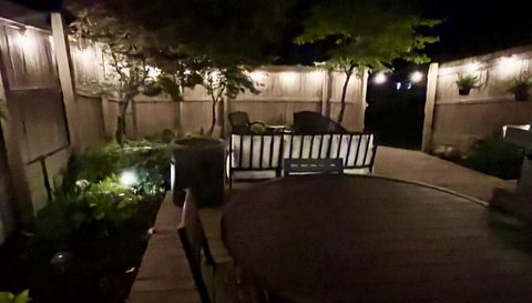 4335 W Hunters Ridge Ln