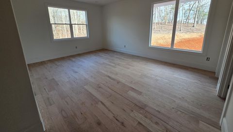 7048 Nichols Cove Dr