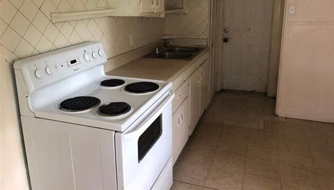 414 1/2 MIAMI STREET