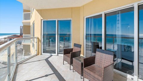 22 Via Deluna Dr