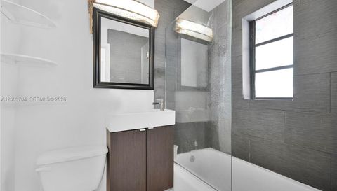 1195 Marseille Dr