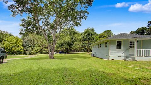 21 Nebo Dr