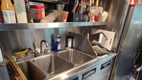 Mediterranean Food Truck For Sale In Miami