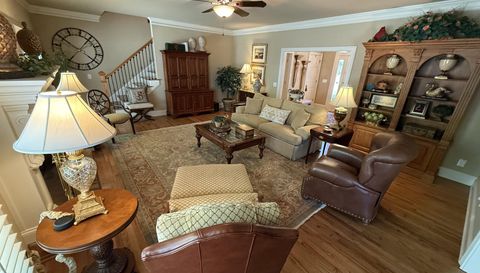 3294 Fox Hunt Trail NW