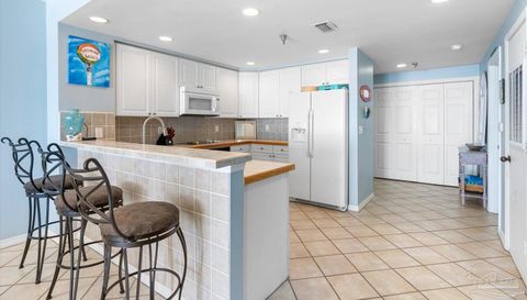 22 Via Deluna Dr