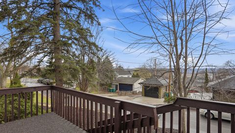 104 E Division Street