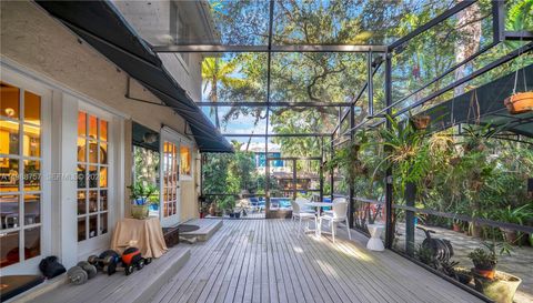 2496 - 2490 Abaco Avenue