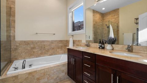 2314 W Wabansia Avenue