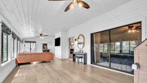 5374 Crooked Oak Cir