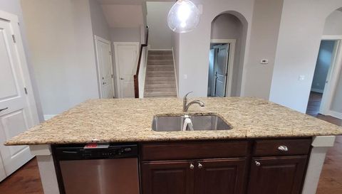 2404 Vintage Stave RD