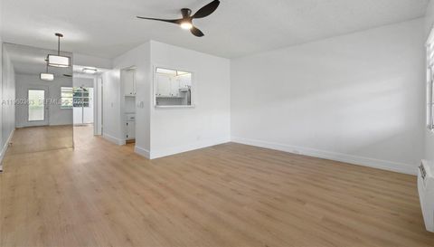 235 Prescott L