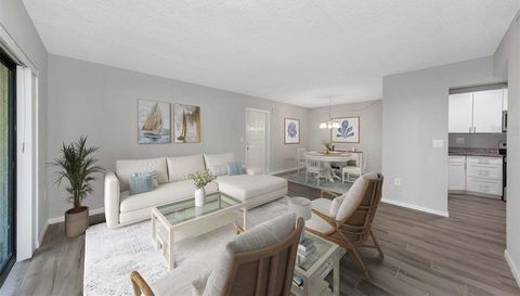 3166 LAKE PINE WAY S