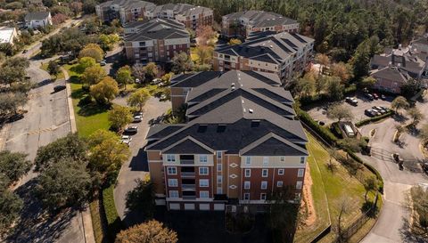 4480 Deerwood Lake