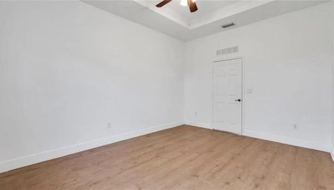 4921 SW 140th Terrace