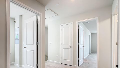 1823 Summer Serenity Dr