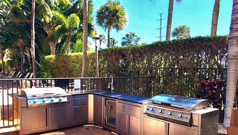 616 Clearwater Park Rd APT 812