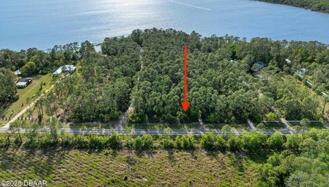 1926 LAKE DISSTON DRIVE