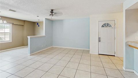 117 N MERCURY AVENUE