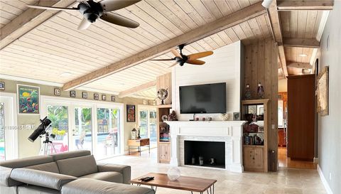 960 Bayberry Point Dr