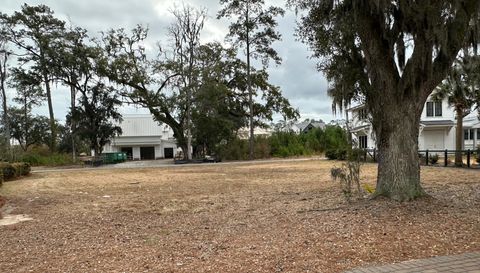 225 Vinson Rd