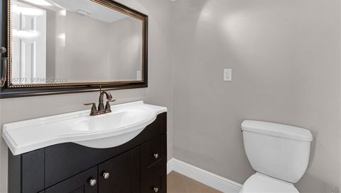 300 Bayview Dr