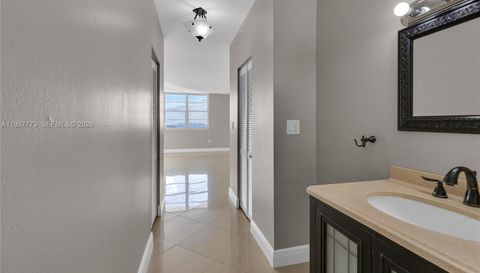 300 Bayview Dr