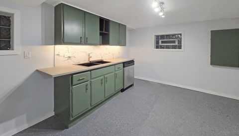 4743 S Keeler Avenue