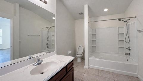 15342 OAK APPLE COURT