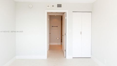 3411 Indian Creek Dr