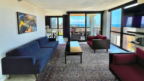 1122 N Clark St APT 3606