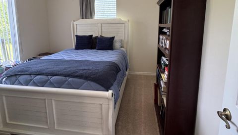 1884 Coconut Palm Cir