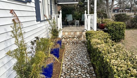 526 Smith Dr