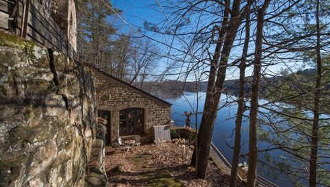 801 Pine Cone Trail N