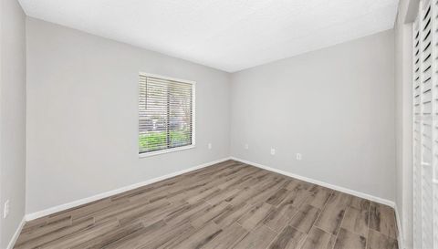 3166 LAKE PINE WAY S