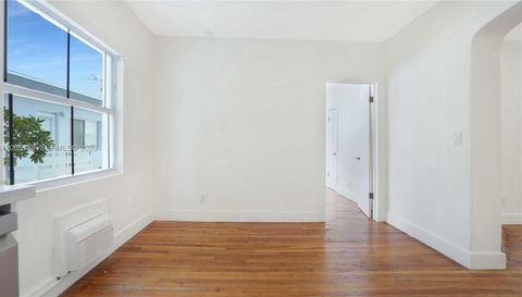 1241 13th St
